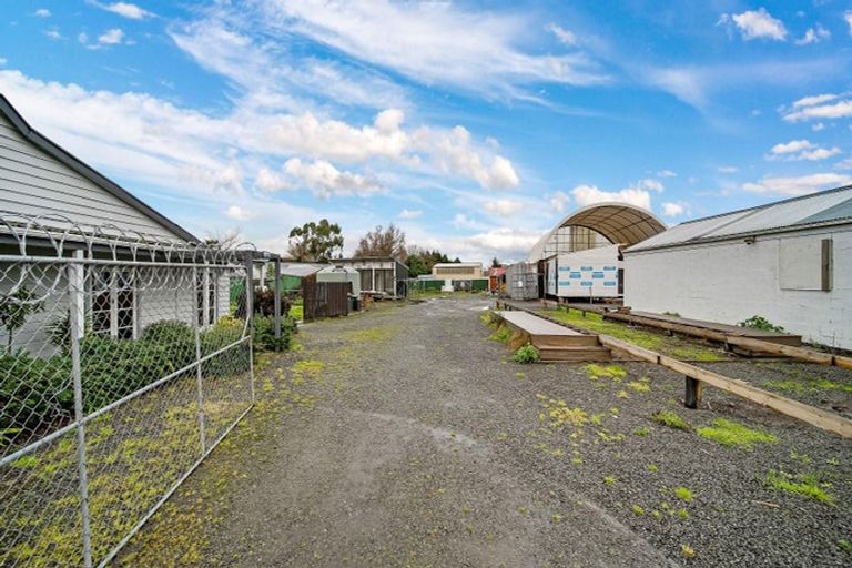 Photo of property in 3 West Coast Road, Yaldhurst, Christchurch, 7676