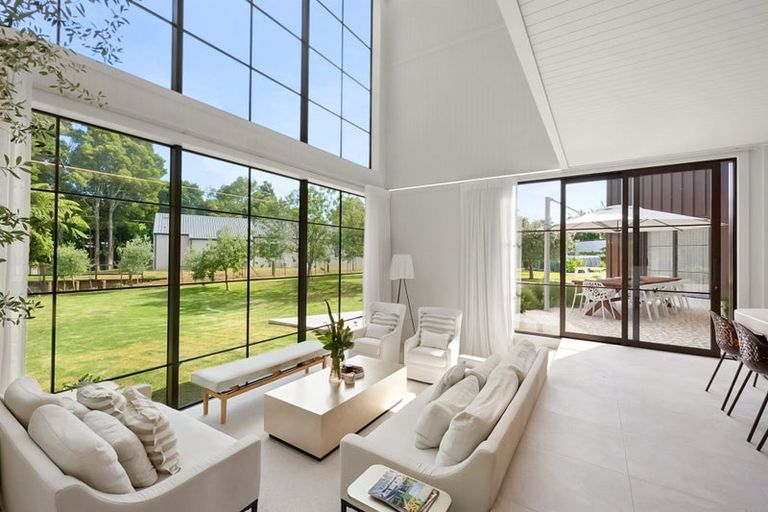 Photo of property in 366 Frankley Road, Ferndale, New Plymouth, 4310