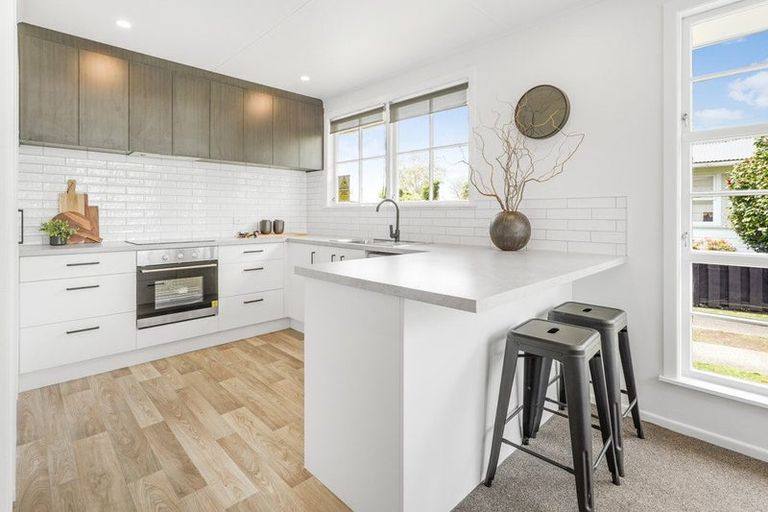 Photo of property in 260 Sandwich Road, St Andrews, Hamilton, 3200