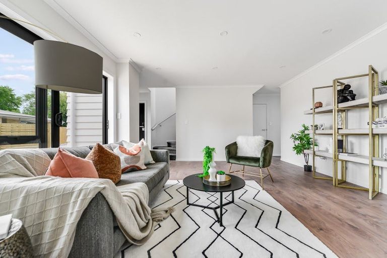 Photo of property in 2/20 Young Street, Claudelands, Hamilton, 3214