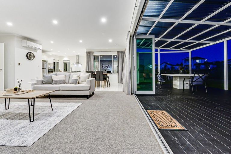 Photo of property in 14 Platina Place, Flagstaff, Hamilton, 3210