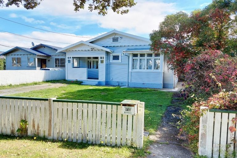 Photo of property in 37 Riverside Drive, Waiwhetu, Lower Hutt, 5010