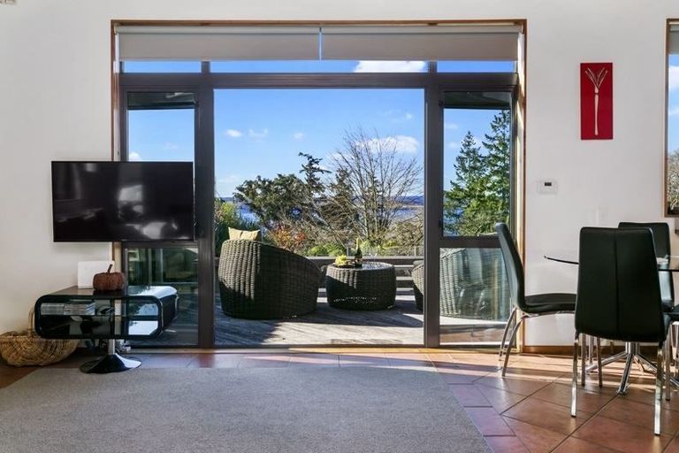 Photo of property in 22 Ewing Grove, Acacia Bay, Taupo, 3330