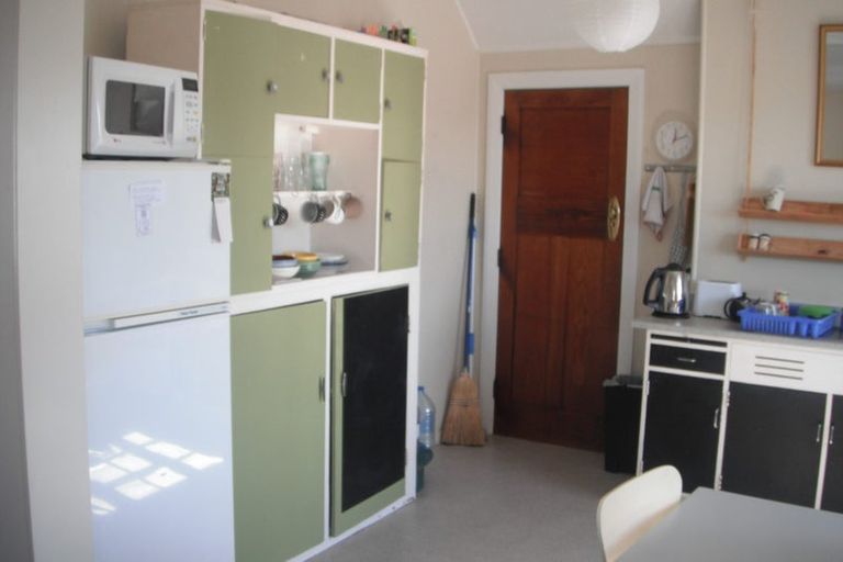 Photo of property in 46 Wright Street, Mount Cook, Wellington, 6021