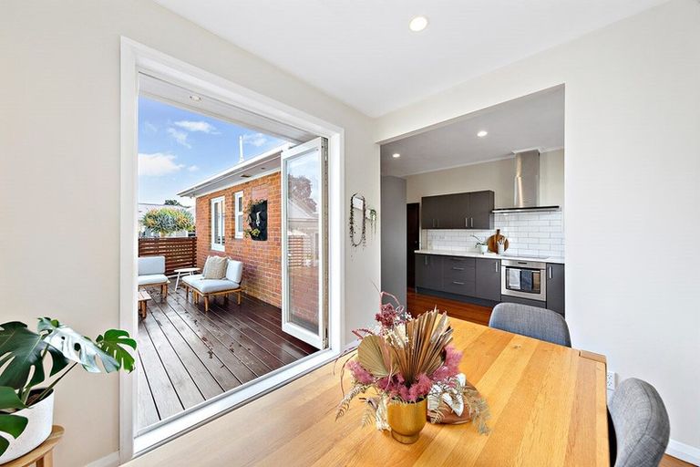 Photo of property in 162 Landscape Road, Mount Eden, Auckland, 1024