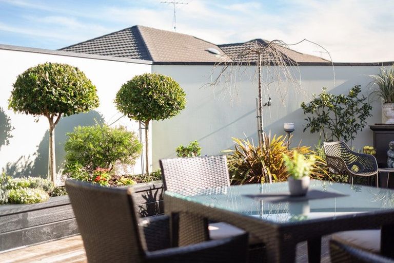 Photo of property in 28a Edward Avenue, Orewa, 0931