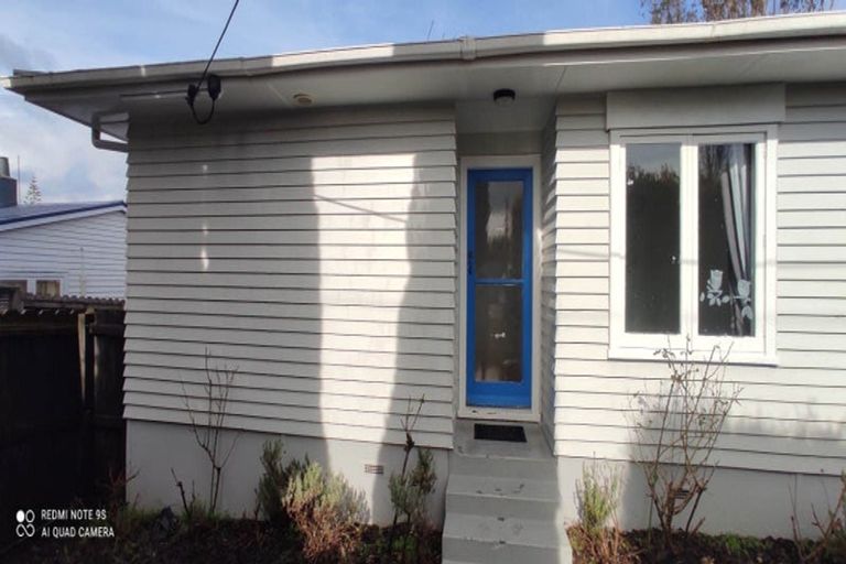 Photo of property in 1/39 Lancaster Road, Beach Haven, Auckland, 0626