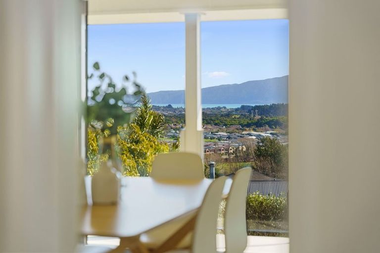 Photo of property in 7 Matata Place, Waikanae, 5036