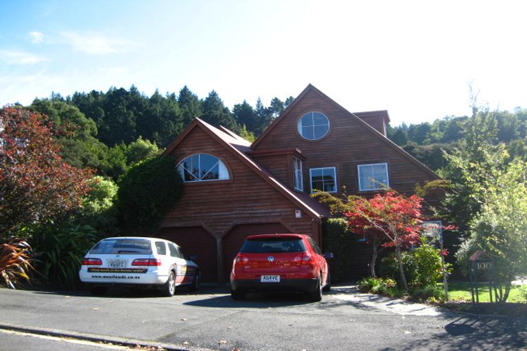 Photo of property in 100 Glenross Street, Glenross, Dunedin, 9011