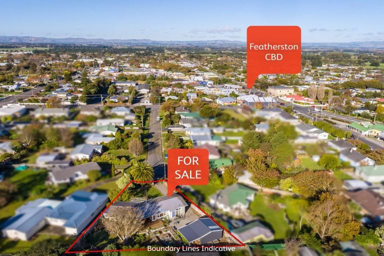 Photo of property in 9 Card Crescent, Featherston, 5710