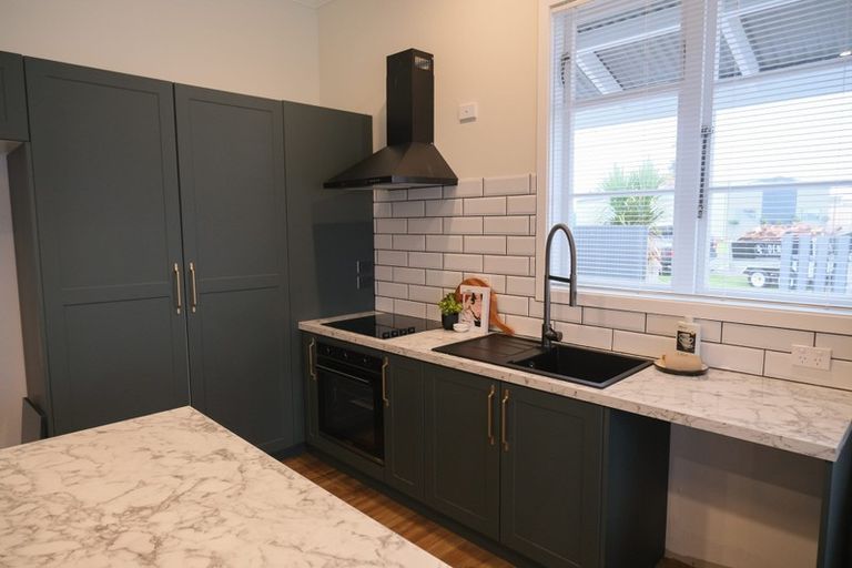 Photo of property in 53 Elles Road, Otautau, 9610