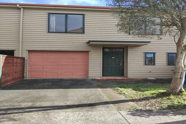 Photo of property in Tuscany Towers, 53/1 Ambrico Place, New Lynn, Auckland, 0600