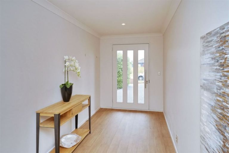 Photo of property in 16 Tommy Street, Pegasus, 7612