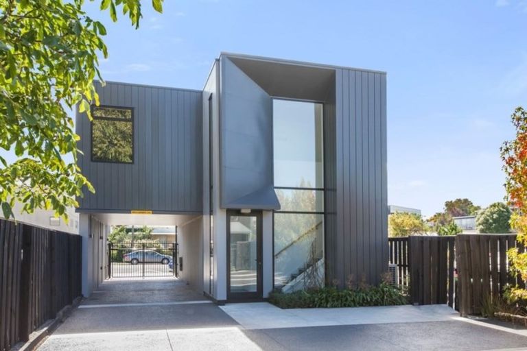 Photo of property in 1/308 Hereford Street, Christchurch Central, Christchurch, 8011