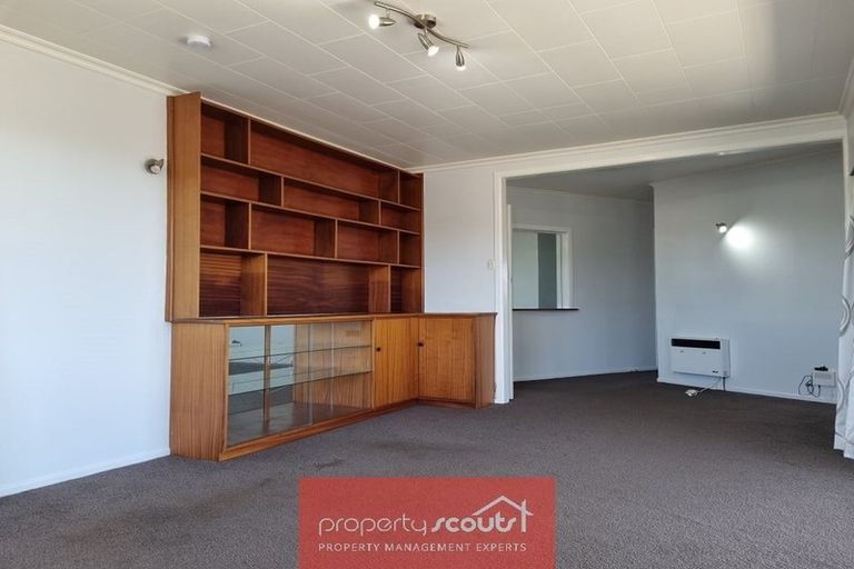 Photo of property in 124 Pioneer Road, Moturoa, New Plymouth, 4310