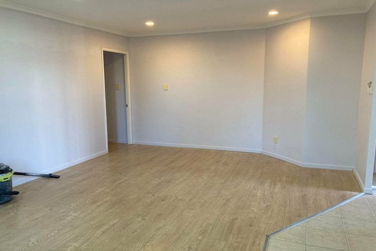 Photo of property in 138 Settlement Road, Papakura, 2110