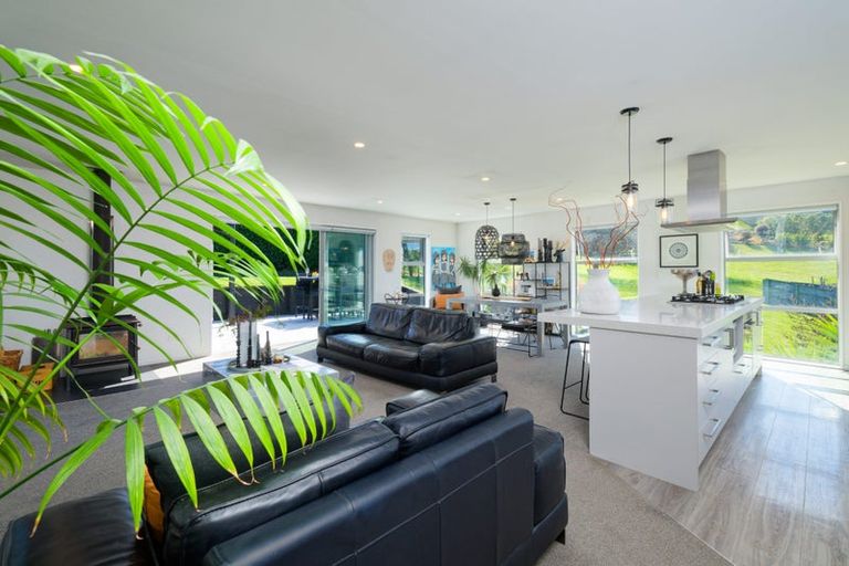 Photo of property in 16 Swyncombe Place, Kaikoura Flat, Kaikoura, 7371
