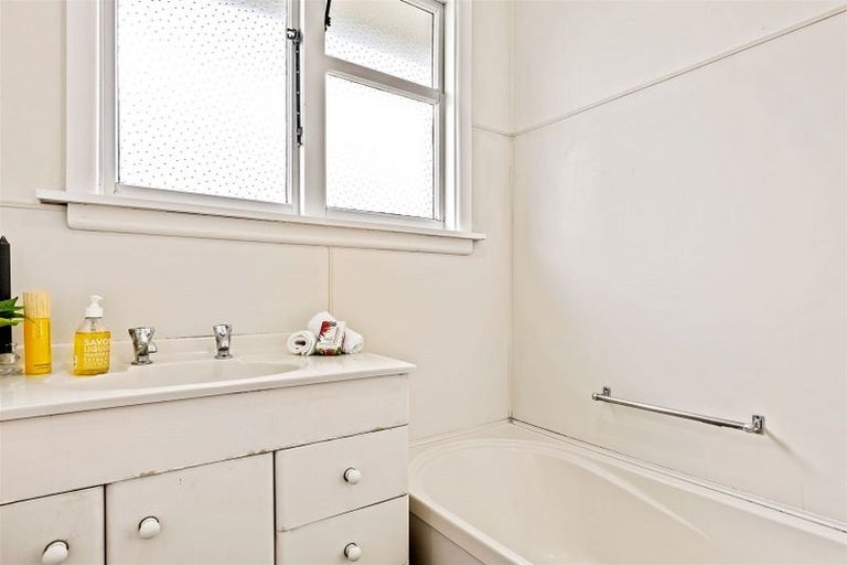 Photo of property in 6 Cotton Street, Shirley, Christchurch, 8061