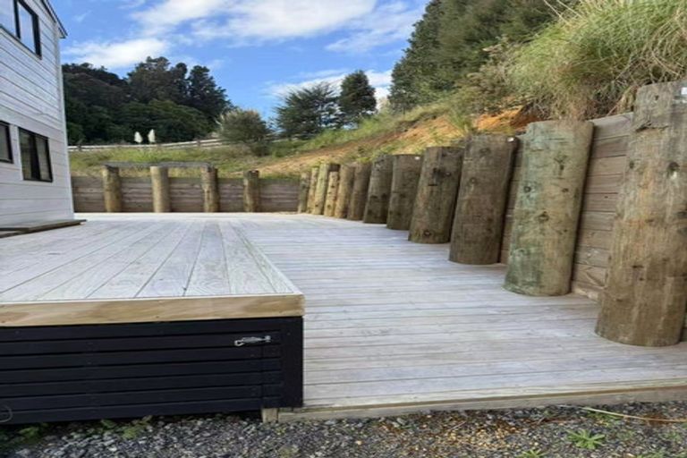 Photo of property in 18 Manuka Drive, Whangamata, 3691