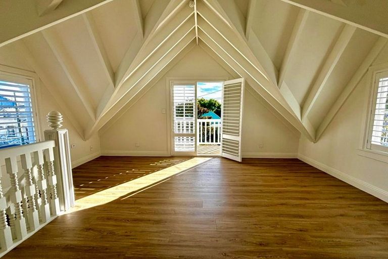 Photo of property in 4 Anne Street, Devonport, Auckland, 0624