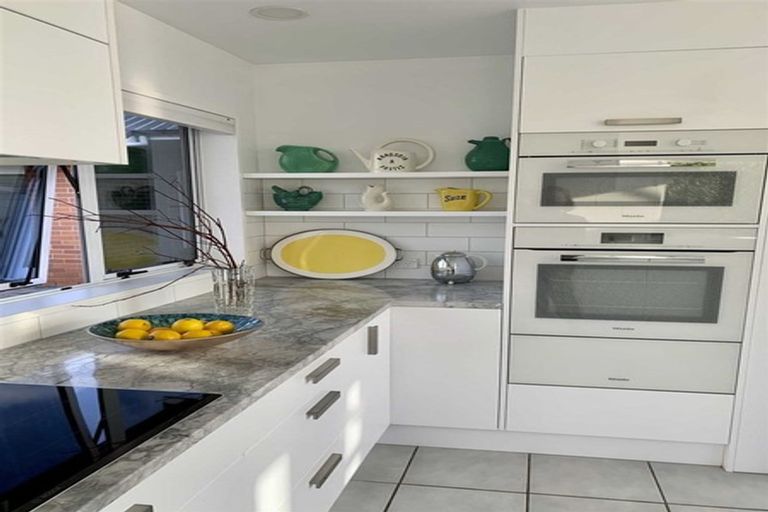 Photo of property in 100 Terrace Street, Rosedale, Invercargill, 9810