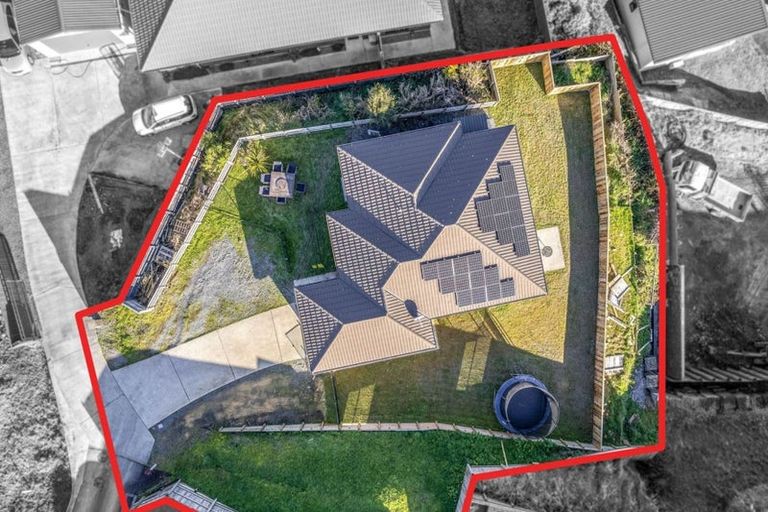 Photo of property in 78 Sunstone Crescent, Timberlea, Upper Hutt, 5018