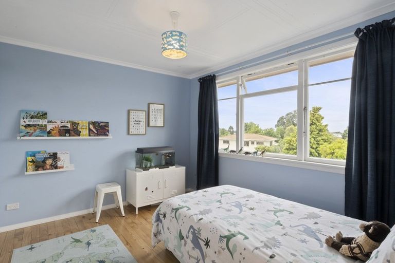 Photo of property in 1 Fairfax Terrace, Frankleigh Park, New Plymouth, 4310