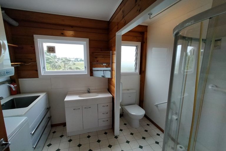 Photo of property in 97 Eversleigh Road, Belmont, Auckland, 0622