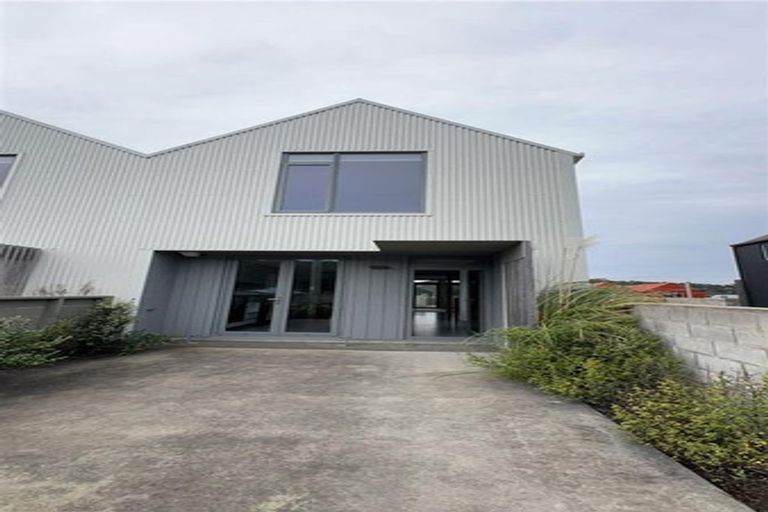 Photo of property in 383 Adelaide Road, Newtown, Wellington, 6021