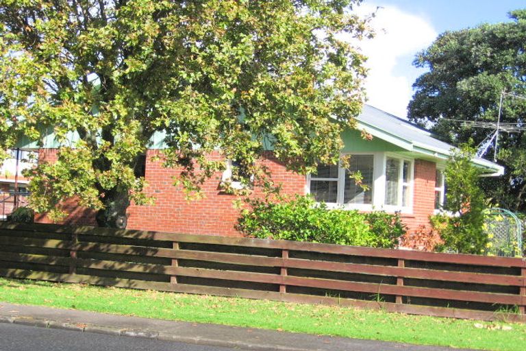 Photo of property in 97 Clovelly Road, Bucklands Beach, Auckland, 2012