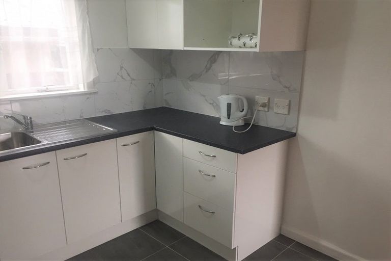 Photo of property in 2/22 Browns Road, Manurewa, Auckland, 2102