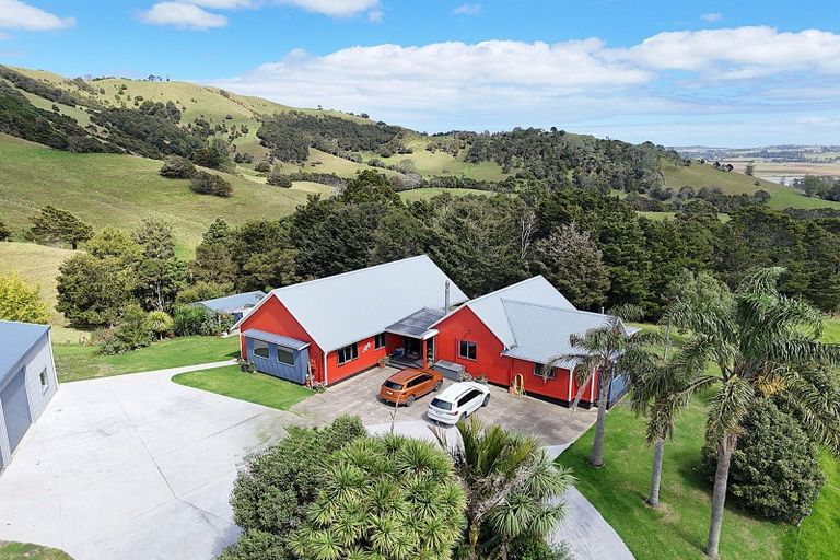 Photo of property in 136 Whakahara Road, Arapohue, Dargaville, 0370