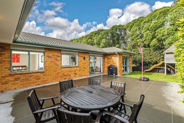 Photo of property in 51 Kristin Lane, Albany, Auckland, 0632