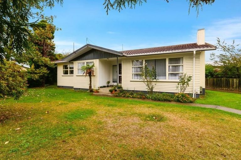 Photo of property in 14 Compton Street, Fenton Park, Rotorua, 3010