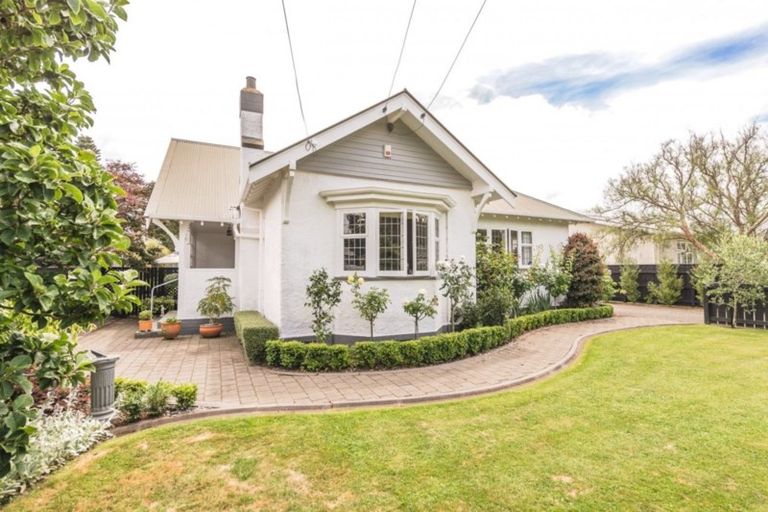 Photo of property in 39 Brassey Road, Saint Johns Hill, Whanganui, 4500