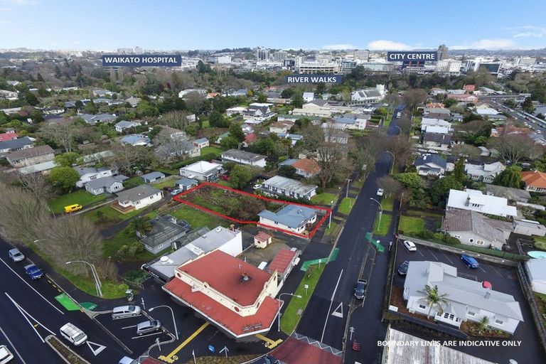 Photo of property in 24 Te Aroha Street, Hamilton East, Hamilton, 3216