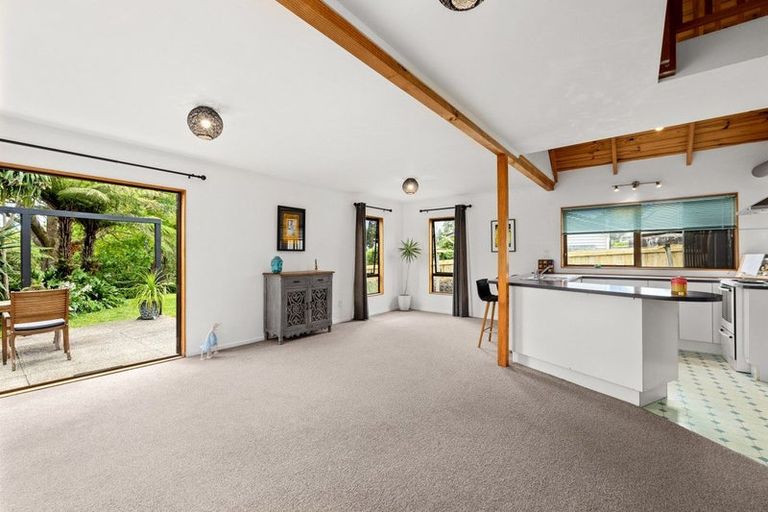 Photo of property in 53 Rangitane Loop Road, Kerikeri, 0294