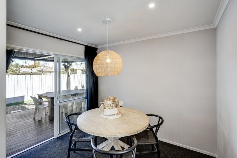 Photo of property in 38a Warwick Crescent, Taradale, Napier, 4112
