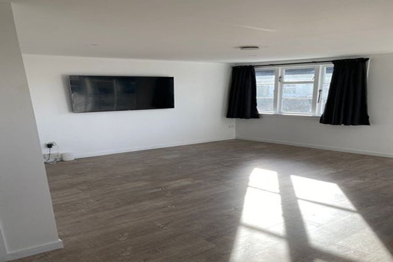 Photo of property in 20 Oakland Street, Northcote, Christchurch, 8052