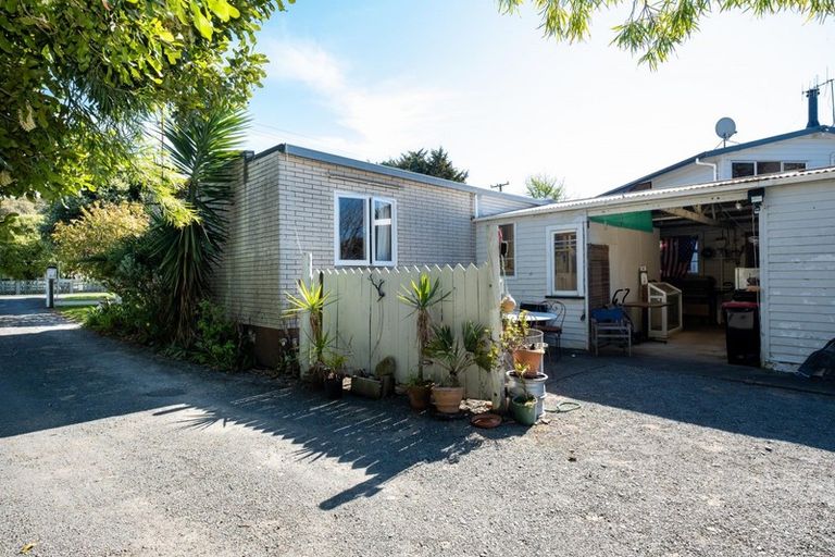 Photo of property in 323 Clifton Road, Te Awanga, 4102