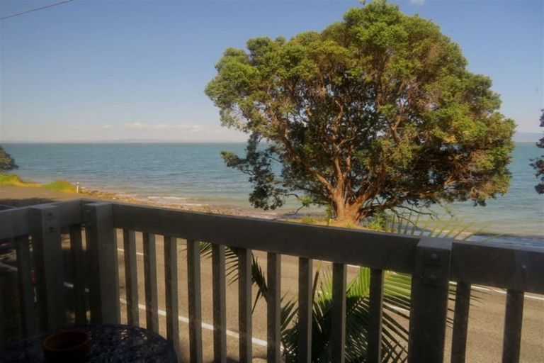 Photo of property in 394 Thames Coast Road, Thornton Bay, Thames, 3575