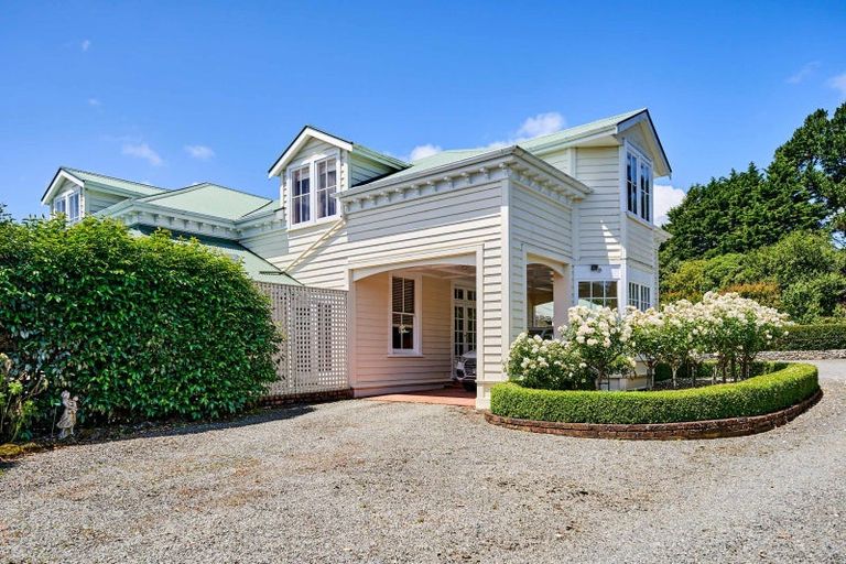 Photo of property in 8 Maungahina Road, Te Ore Ore, Masterton, 5886