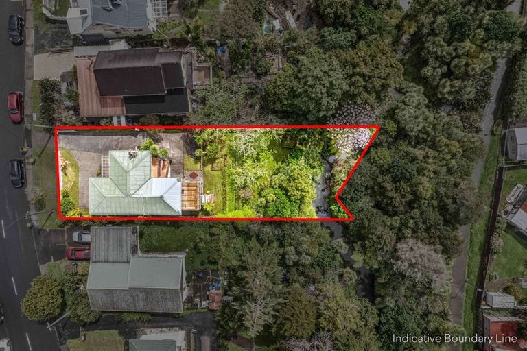 Photo of property in 98 Glendale Road, Glen Eden, Auckland, 0602