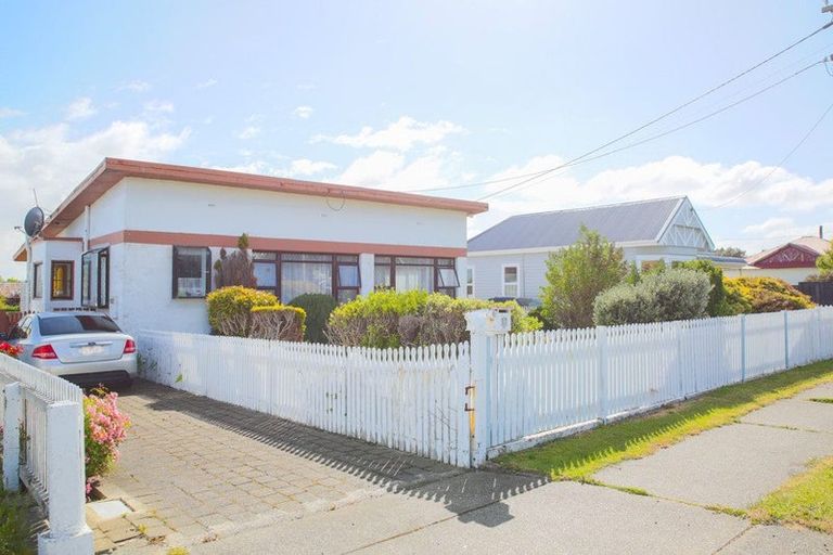 Photo of property in 17 Spencer Street, Bluff, 9814