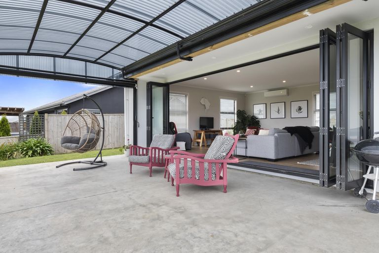 Photo of property in 32 Varsity Heights, Fitzherbert, Palmerston North, 4410