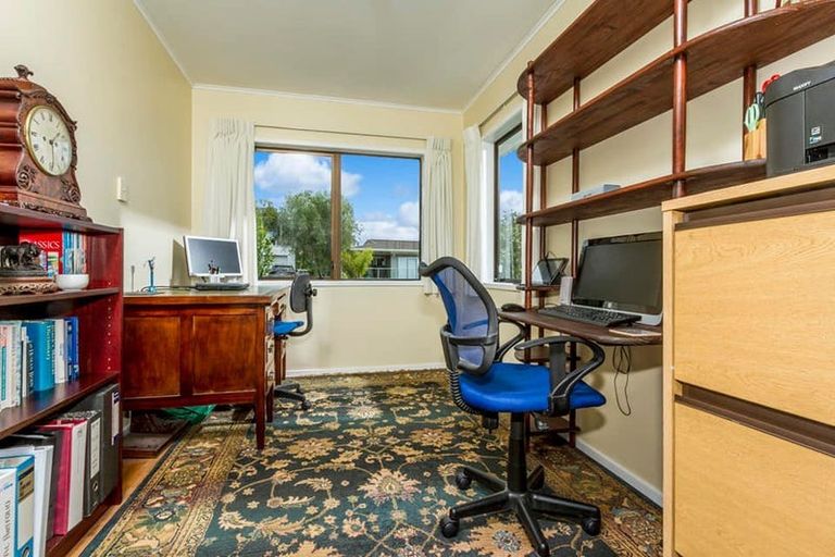 Photo of property in 13 Mawson Avenue, Torbay, Auckland, 0630