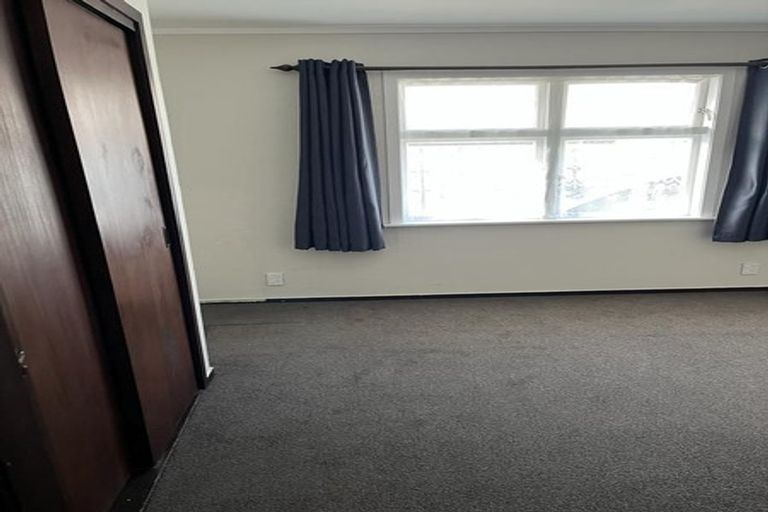 Photo of property in 267 Karori Road, Karori, Wellington, 6012