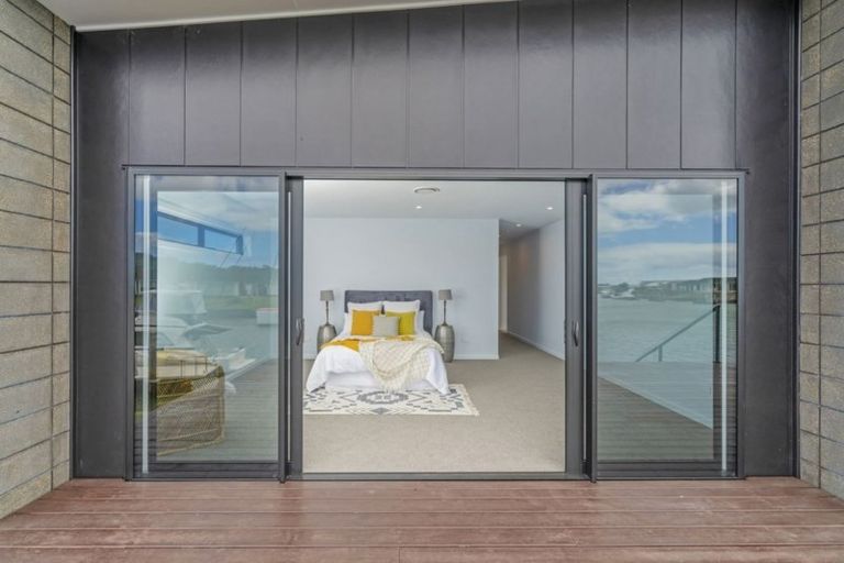 Photo of property in 14 Lady Jocelyn Place, Whitianga, 3510