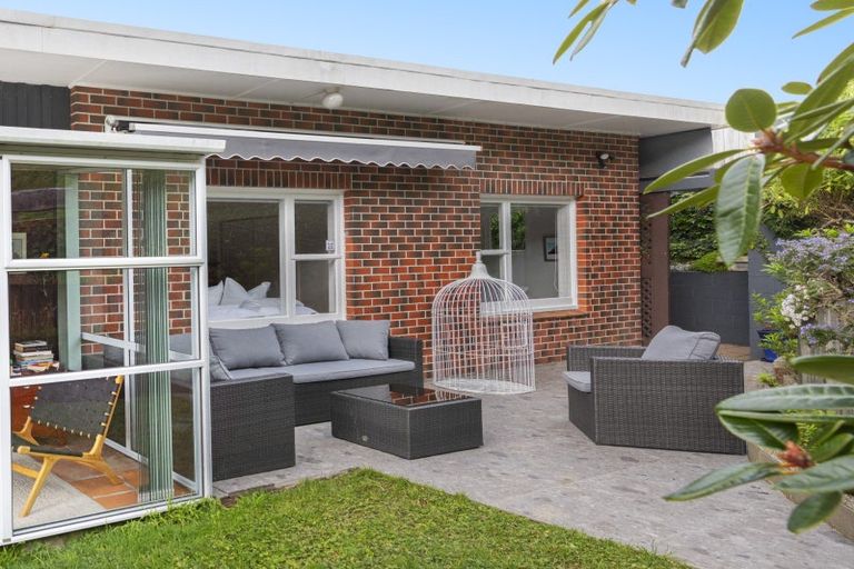 Photo of property in 101 Churchill Drive, Crofton Downs, Wellington, 6035