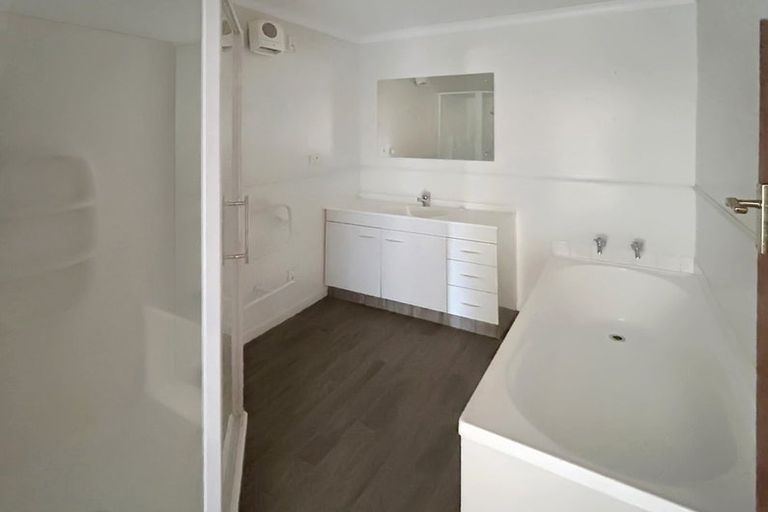Photo of property in 23 Salford Street, Windsor, Invercargill, 9810
